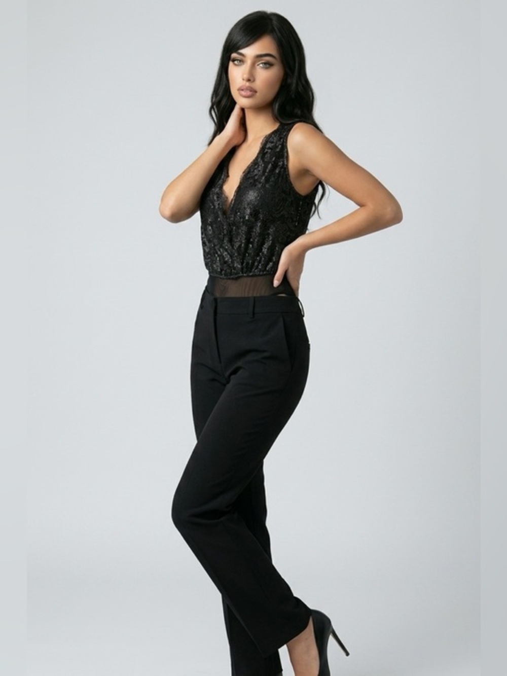 JOSIE NATORI NEIMAN MARCUS VINTAGE LACE BLACK V-NECK TOP SHELL CAMI BODYSUIT S